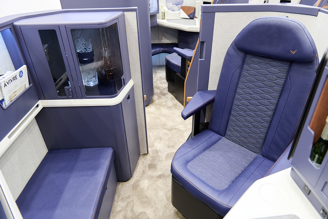 STELIA Aerospace présente OPERA® Family : L’Excellence en fauteuils Classe Affaires